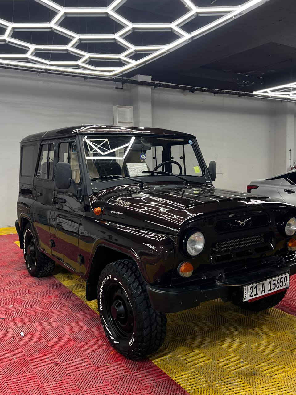 جيب واز موديل 2017 سياره زيرو رقم سليمانيه اسوليية مه كينه گير بيلادي سيارة ته بريد مكان كه لار  ***********
