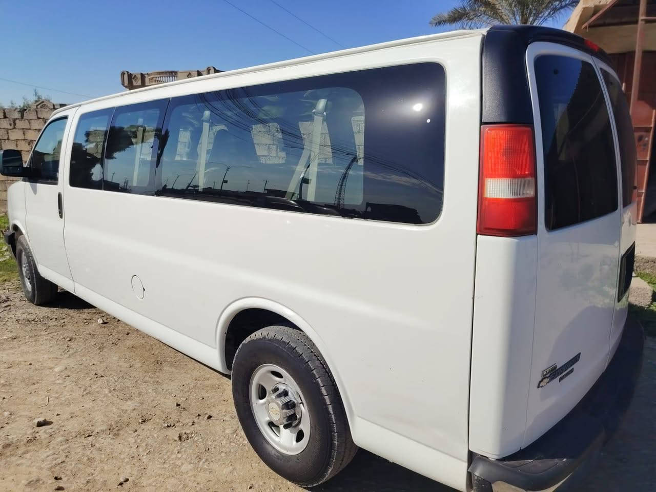 السلام عليكم شباب سفانه 2016 رقم بغداد للبيع فقط السياره مكفوله كفاله عامه ماناقصهه اي شي شرط السونار اتصال فقط 
*********** السعر 175 ورقه
