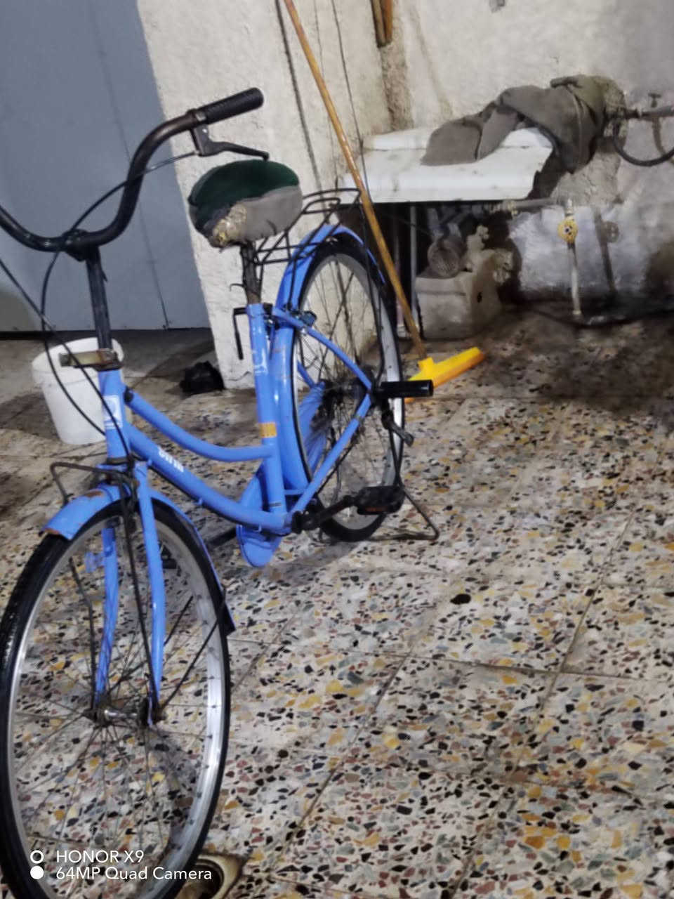 سلام عليكم باسكل لبيع باسكل نضيف حلو ومرتب بيع او مراوس ب درجه ***********
