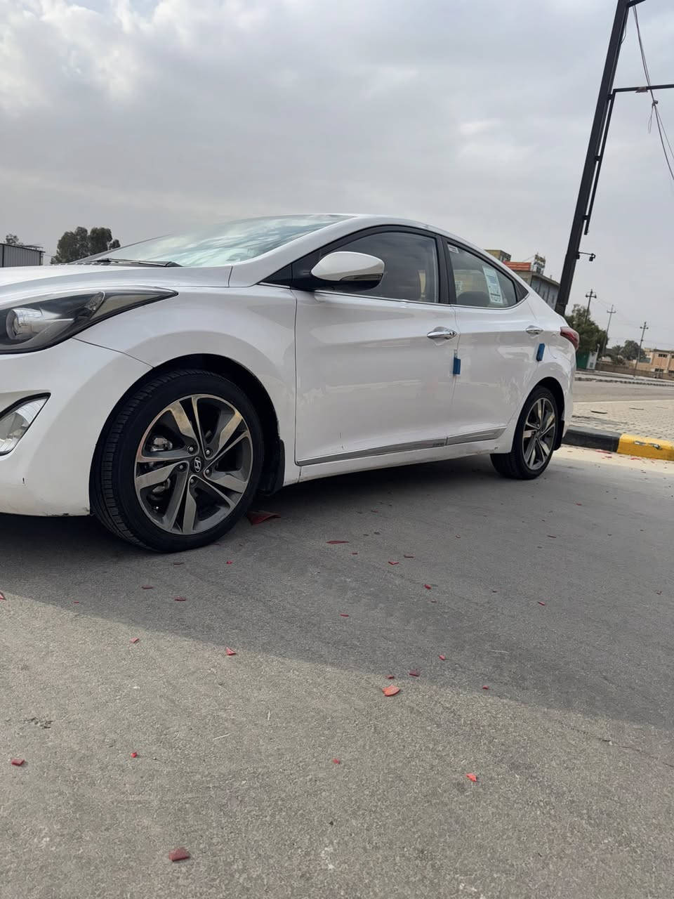 السلام عليكم النترا ٢٠١٤ خليجي شكل ٢٠١٦ كفاله من الضربه ول تبديل ول صبغ عده مكانين اثر تشليع صبع اني صبغتهن اموضحن بل مقطع الفيديو بل منشور ايضن عندك السونار بل منشور ول باقي كفاله من فتح او تبديل وين مايعجبك افحص 
السياره جيلاكس يعني غني عن التعليف مواصفات عاليه بيه فول واحد عله واحد السياره اتريد تحويل اتريد وكاله موجود بسم شركه اليعجبك اني ابخدمتك كير مكينه ١٨٠٠ شرط مامفتوحه حداديه تبريد تدفئه خير من الله 
مواصفات السياره 
بصمه تشغيل بصمت أبواب بصمت جنطه
فول استيرن 
كروز سرعه مثبت 
تبريد قطعتين تبريد ابيانو
تدفئه كشن حيتر استيرن 
ثلاجه 
لد امامي خلفي 
حساس خلفي كأمره دواره شاشه
ويل اكروم
اشاير بل مري مري شفط
كشنات جلد كشن كهرباء
فتحت سقف
اربعه دسك مانع انزلاق
حاكيه آريل نفكيشن 
مكينه ١٨٠٠ مامفتوحه 
دواخل لونين يدات نيكل 
يعني فول واحد عله واحد مكان السياره نجف معروضه ١٢٠ او بيه مجال اوكلشي اكو بل سوك حياكم الله ***********
