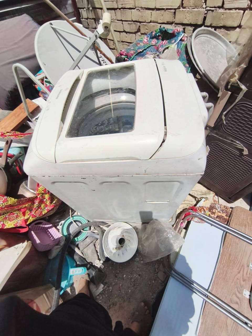 سلام عليكم غسالة اوتماتيك للبيع نضيف جدآ سعرها 100
كنتور للبيع 4 بيبان نضيف جدا للبيع كلشي مابي بس الكشر واكع شوية ومصورة بلباب اليمنه السعر 150 العنوان بغداد الحرية رقمي ***********

