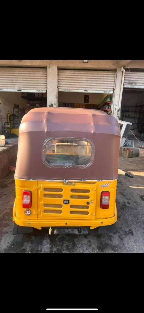 تكتك البيع مديل 20العنوان بغداد البلديات شارع الكهرباء المعسكر سته ونص وبيه مجال***********
