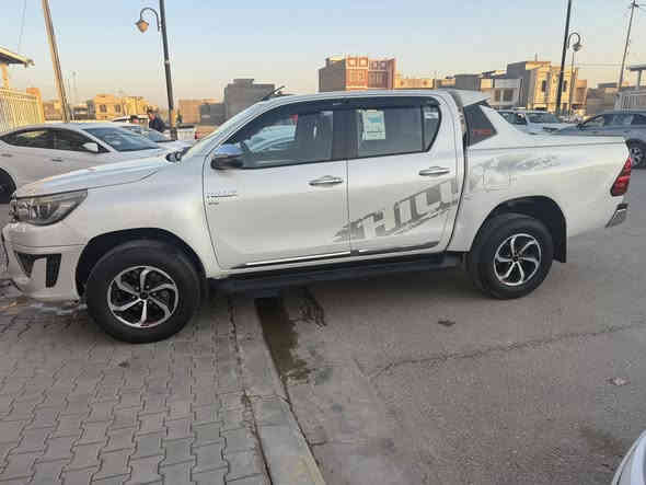 السلام عليكم لبيع بيكم هايلوكس  جديده معنى الكلمه                      تي ار تي2019  مكفوله كفاله عامه ماشيه 87الف حقيقي  مكان كوت رقم سليمانيه تحويل مباشر السعر 315بيه مجال تفاصيل اتصل***********
