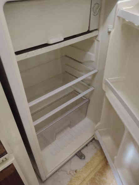 السلام عليكم
غساله وثلاجه للبيع
لغساله بس لمجفف عاطل
وثلاجه جديده نقصه بس غاز
عنواني بغداد الدوره شارع ٦٠
ه ***********
