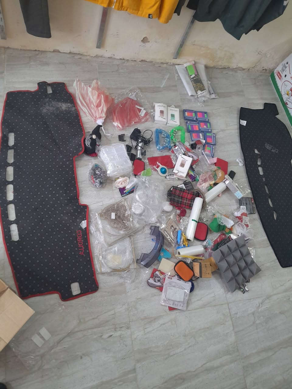غراض امزون مشكله السعر ١٥٠ هواي نواعم بيهن التواصل ***********
