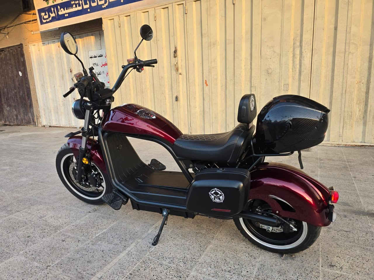 السلام عليكم دراجه شحن هارلي امريكي كلاسك فول مواصفات بعدهه زيرو بصمات اثنين السعر مليونين ونص وبيهه مجال بسيط رقمي للتواصل ***********
