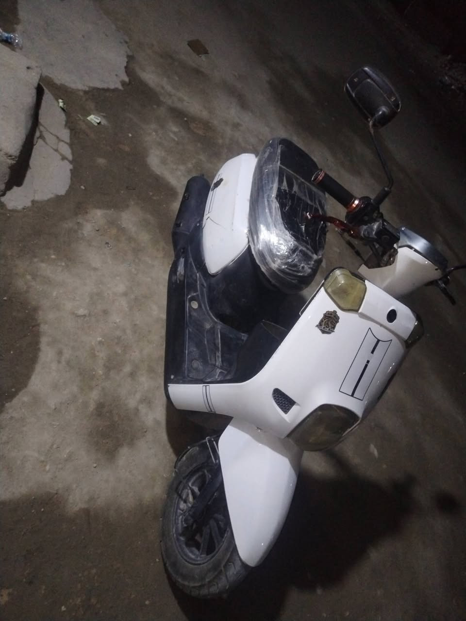 للبيع دراجة بوليسي موديل2023 مكينة ماكس ياباني مكينة مامفتوح الدراجة كلة شغال سلف هندر كهربائيات كلة شغال دراجة فول نعومة السعر250 بيهة مجال بسيط مكاني كربلاء حي الغدير يم الصورة
للتصال *********** متواجد واتساب كدالك
