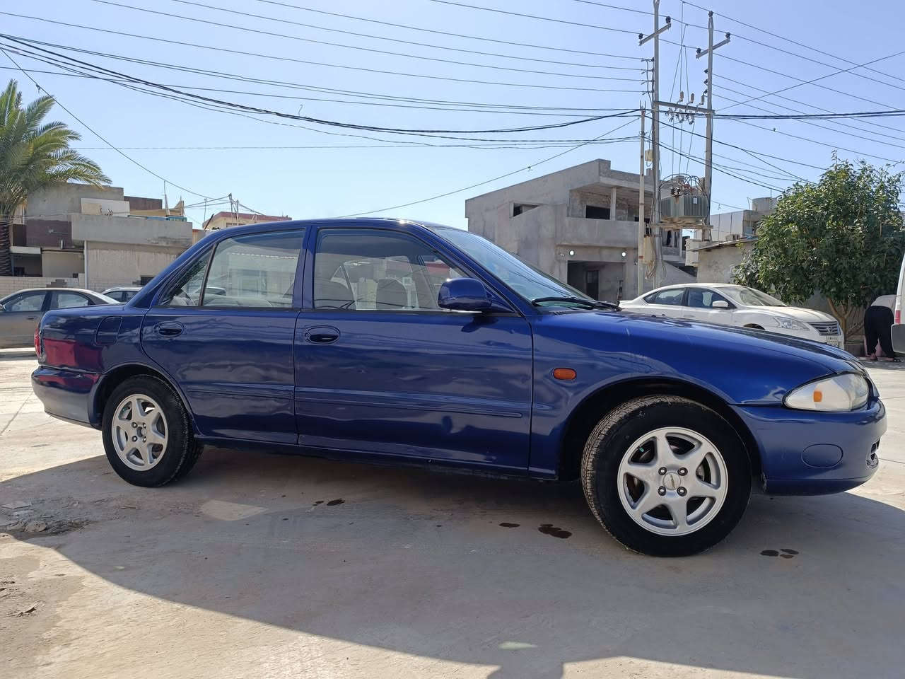 سلام و علیکم بروتون 2005 للبيع 
سياره ماشاءالله جاهز كامل مابي نقص
سياره مصبوغة جديد الجمالية مكفوله من ضرر من كير و محرك خير من الله كير اوتو 
بعده باقيه بؤليش ماشاءالله غرفة جديده 
رقم بغداد بيهه سنويه ما اندل راعيها كفاله من كلشي اشتري وروح ورا صاحبا تندلها 
 سعر 38 بيهه مجال 
***********
