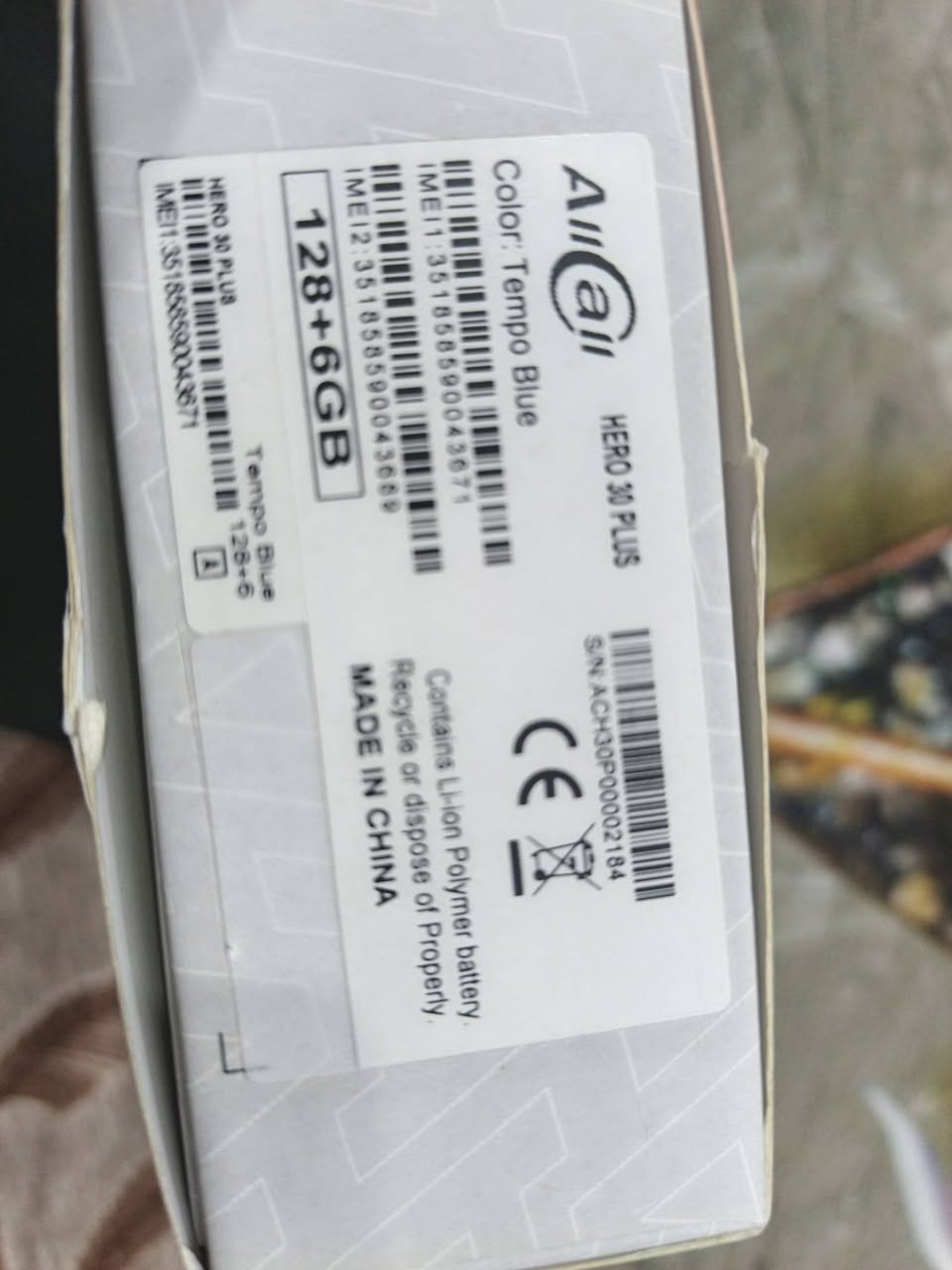 موبيل. هيروه٣٠. بروه ذاكره ١٢٨ رام ٦ موبيل يوم واحد مستعمل لوك ضمان شهر ضمان ٤ شهر تبديل شاشهسعر١١٠ ألف مكان كركوك٠٦٦٠٦١٩٨٩٩٣ *********** عرض ٢٤ ساعة فقط
