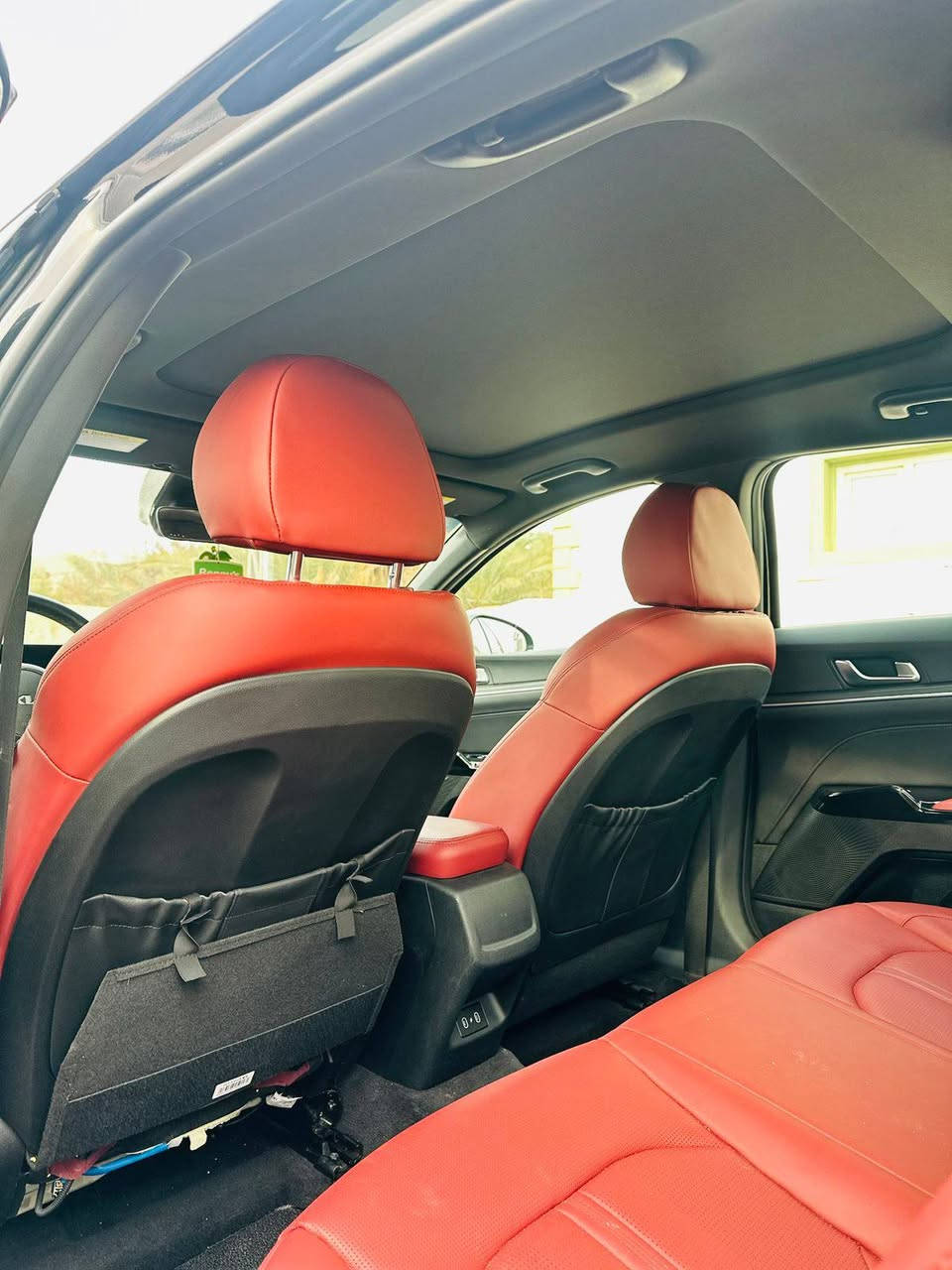 Kia K5 Gt-line
#كي #فايف #جيتي #لاين موديل٢٠٢٥

للبيع لون #اسود السعر٢١٥بيها مجال  بسيط  

المحرك ٢٥٠٠

وارد امريكي 

الضرر : بنيد فقط بدون شواصي بدون لغد ضربه   
صوره الحادث مرفقه

ماشيه ١٦ ميل

مواصفات :

تشغيل عن بعد

رادارات امامية وخلفية وجانبية 

نقطة عمياء

قيادة ذاتية :::::::::::

دخول ذكي

كروس مثبت سرعة 

شاشة كبيرة 

شحن لاسلكي 

هند بريك كهربائي 

بصمة 

اشاير بلمري 

كامرة دواره

4 انضمة قيادة 

اوتو هولد

ترحيب بل اليدات

كشنات كهرباء

داخل جلد احمر 🛑🛑

ملاحضه // سياره رقم بغداد بااسمي تحويل 
هاتف ***********
