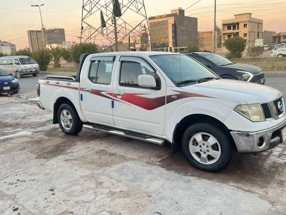 نيفاره ٢٠٠٩ مكفوله رقم بغداد السعر ١٠٥بيه مجال للشراي ***********
