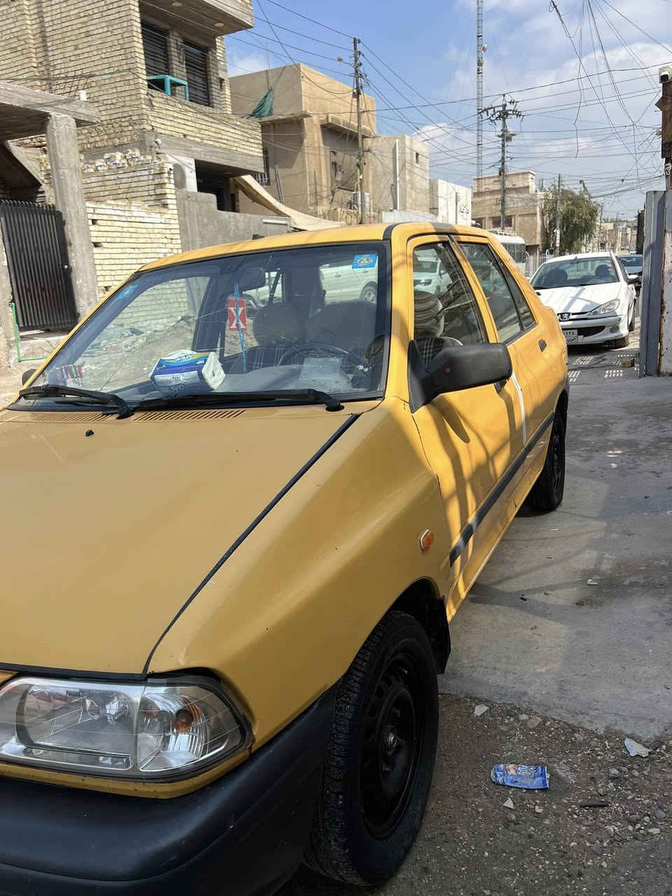 السلام عليكم سايبه للبيع موديل 2017 سياره جاهزه هيئه غرمات مصفره مكاني بغداد البياع       سعر ٣٥ وبيها مجال للطيبين 
الاتصال والاستفاسر ***********
