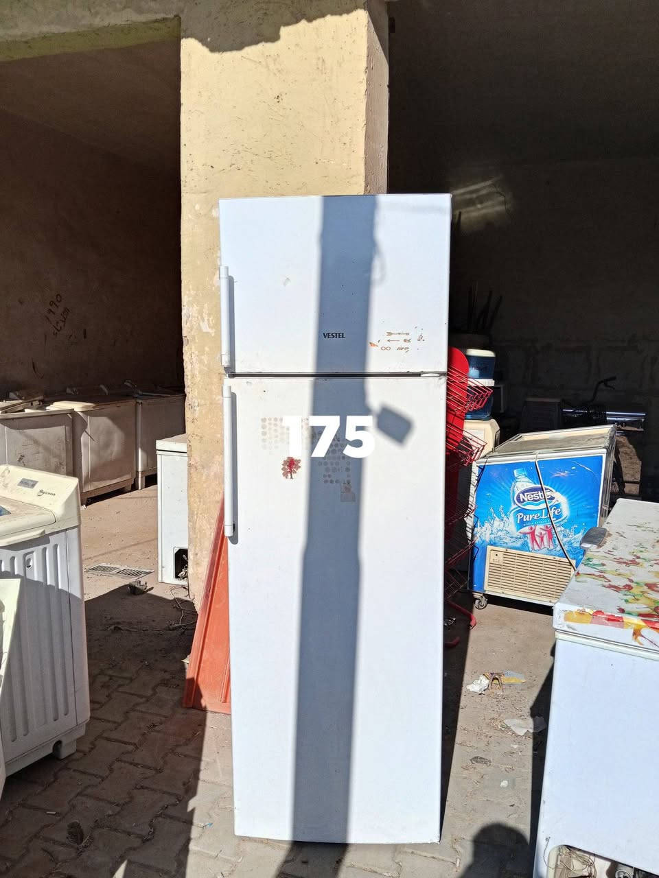مسواك جديد  ثلاجه نضافه90%100نطيه بشرط
مجمده18قدم نضافه85%100نطيه بشرط
مجمده16قدم نضافه85%100 نطيه بشرط
غساله نضافه75%100 بشرط نطيه 
السعار بصور  مكان محلي ناحيه العباسي مقابيل مسجد النور قرب عباس الفياض 
رقمي 
***********
