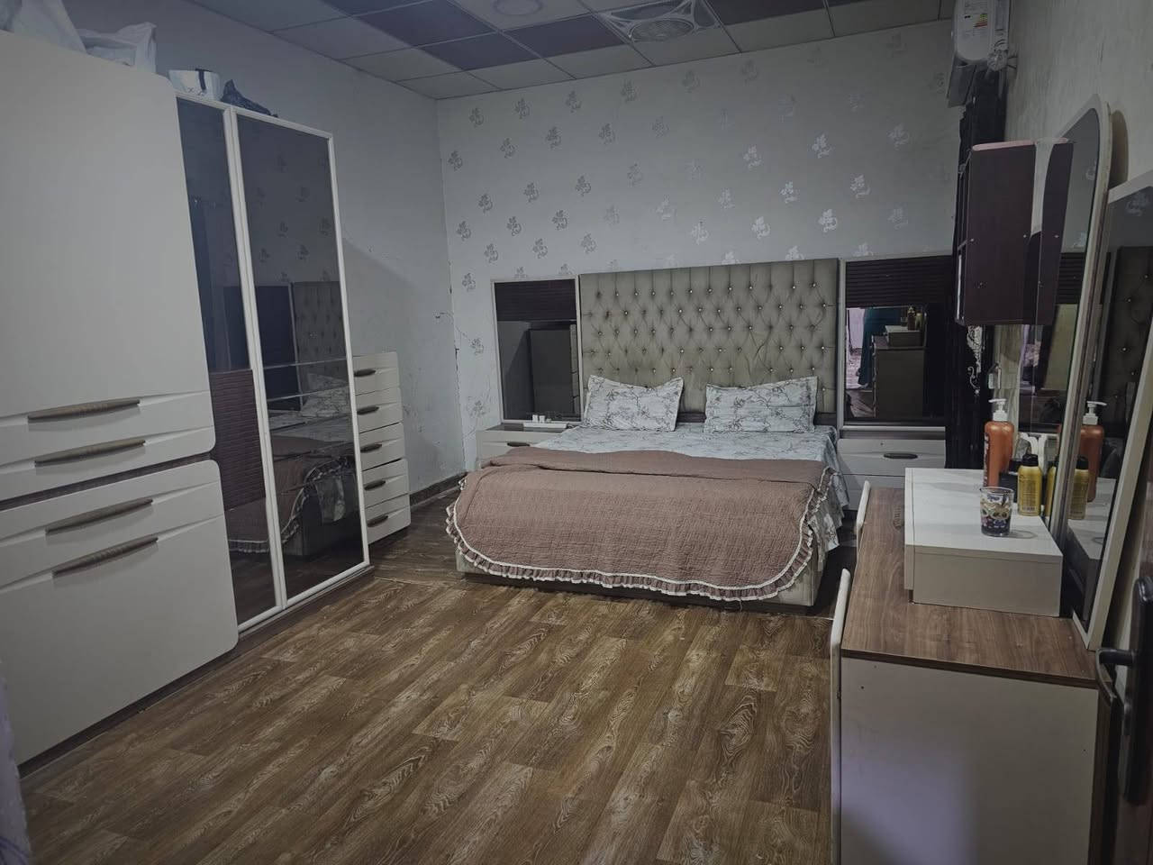 غرفة نوم تركية ضخمة واكو قطعه ماطالعه بالتصوير زاويه جام ...المكان البصره السعر ٨٥٠


**إذا كنت صاحب هذا الإعلان وتريد حذفه لأي سبب، رجاءا أرسل رسالة إلى الدعم الفني**