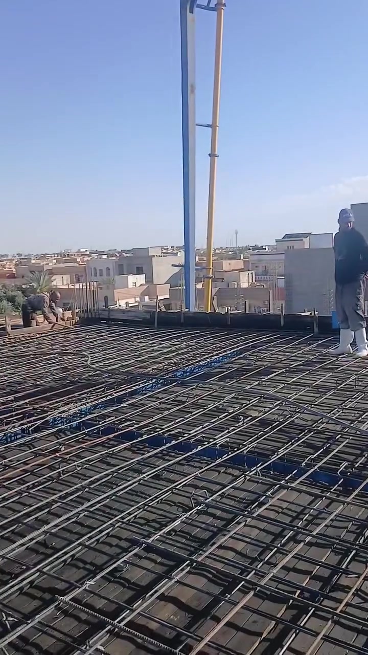 كادر محمد العجيلي لسقل والصب الكونكريتي الجاهز وبسعار مناسبا جدا ***********
