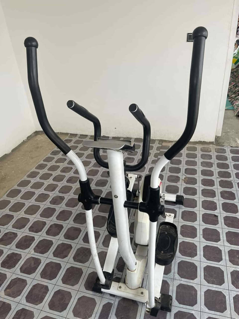 🚴‍♂️ جهاز رياضي للبيع 🚴‍♀️
نظيف ويشتغل 100%، استخدام خفيف
مفيد للرياضة بالبيت، تنحيف وشد الجسم
ما ياخذ مكان وسهل الاستخدام
💰 السعر: 250 نهائي
📍 تواصل خاص 🔸 

@إشارة


**إذا كنت صاحب هذا الإعلان وتريد حذفه لأي سبب، رجاءا أرسل رسالة إلى الدعم الفني**