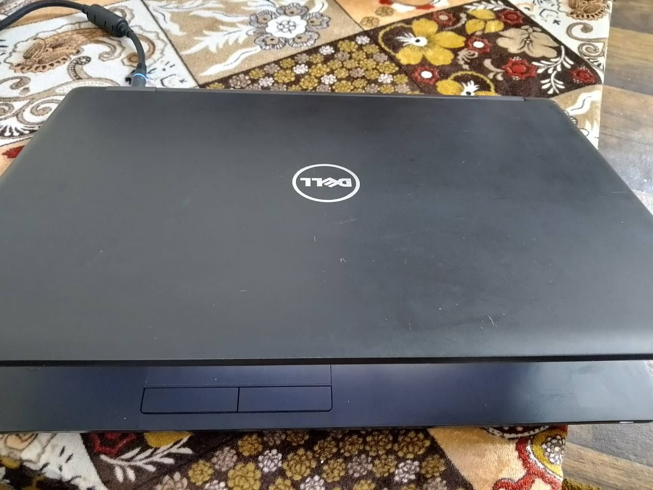 السلام عليكم... لابتوب معروض بسعر  (250) وبي مجال بسيط. 
المواصفات.. 

Dell Latitude 5580
Core i7-7820HQ
RAM 8GB
SSD سريع
شاشة ممتازة
ويندوز 10 برو
مناسب للدراسة والشغل والبرامج


**إذا كنت صاحب هذا الإعلان وتريد حذفه لأي سبب، رجاءا أرسل رسالة إلى الدعم الفني**