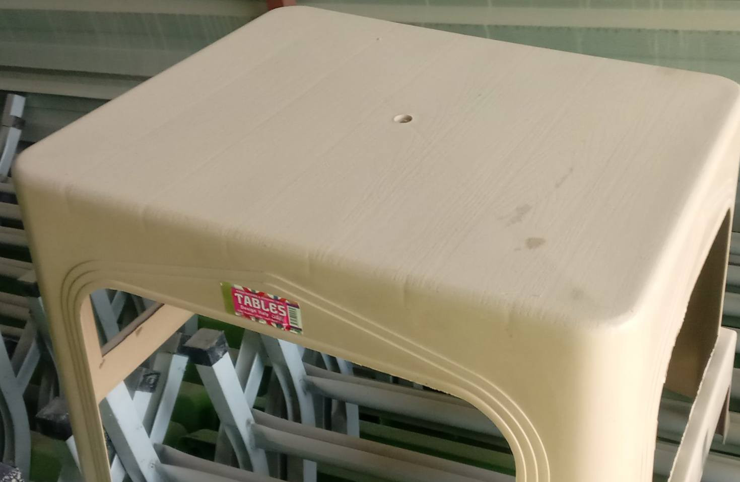 ماصه مستطيلة للبيع العدد 45 نضيفات كلش ما مستخدمات قليل
السعر الفيين وربع الوحدة 
بالحله ***********
