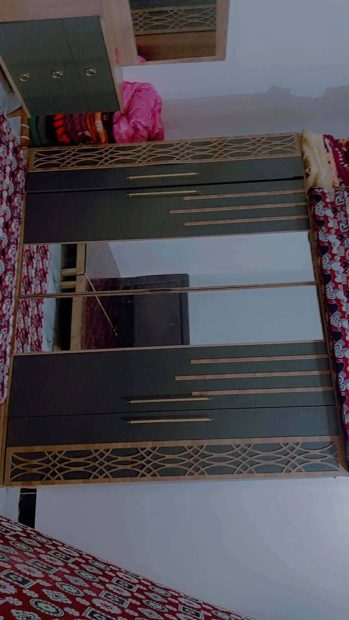 للبيع ٥ قطع غرفه نوم تركي سعر ٤٠٠ وبيه مجال ع خاص
فلوجه نعيميه غرب معمل الغاز
*********** اتصل ع رقم
