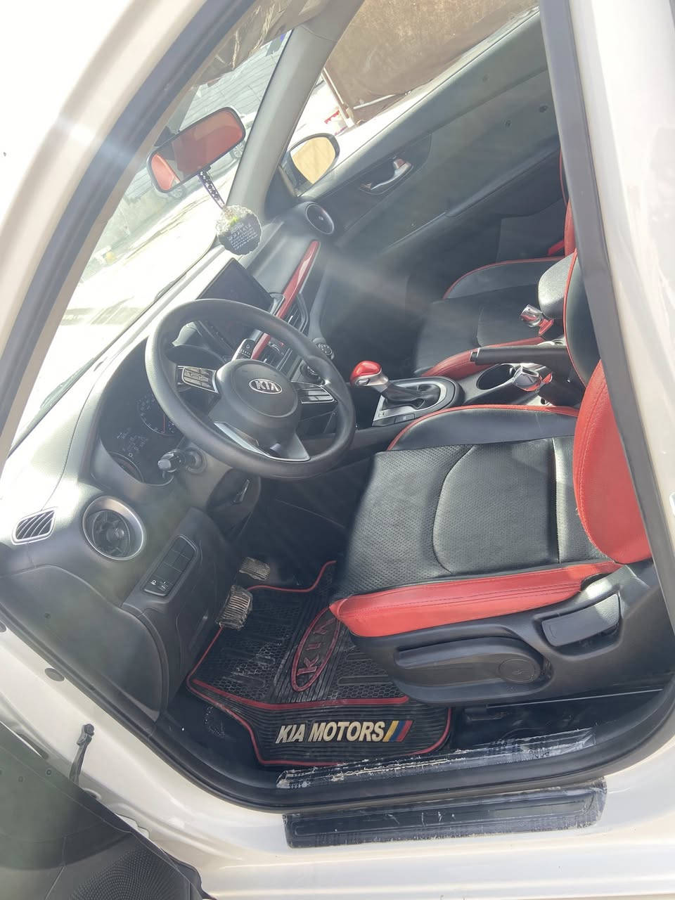 🛑السلام عليكم سيراتو خليجي موديل 2019 رقم 🛑🛑بغداد الدولي الجديد هزه وسنويه جدد باسمي 🛑🛑لل2030 كفاله حتى الدعاميات بدون قطره صبغ 🛑🛑ماشيه 63Km جديده بوضع الشركه
🛑محرك 1600 دوش مكفول مع الكير ممفتوح منهن 🛑برغي عل وضع الشركه
🛑دواخل لونين تبريد قطعتين فول تحكم ستيرن
🛑• مقاعد جلد لونين اسود واحمر بلادي ويل كب عدد 🛑5 سبير منازل /شاشه وكامره
🛑مري شفط +اشاره بالمري  

مكان السيارة الديوانية /  السعر على الخاص للتواصل على رقم التالي 
*********** 
. مكلفه بالنشر
