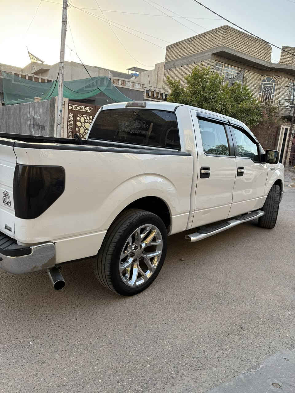 السلام عليكم فورد f150 موديل 2011 للبيع اوو مراوس حسب القناعه خليجي شركه نيفا كفاله عامه ماعدا باب السايق نضرب هناا وتصلح ونصبغ ربع الباب فقط الباقي كفاله عامه كير مكينه صدر كله كفاله تبريد ثلج 8سلندر مكينه 5000 السعر (158)وبيها مجال رقم اربيل بسمي السياره محورة غاز للاستفسار اتصل ع الرقم *********** الويل مال تاهوو برايمر بدلته شديت تخم مال جمسي اصلي موجود بالصور
