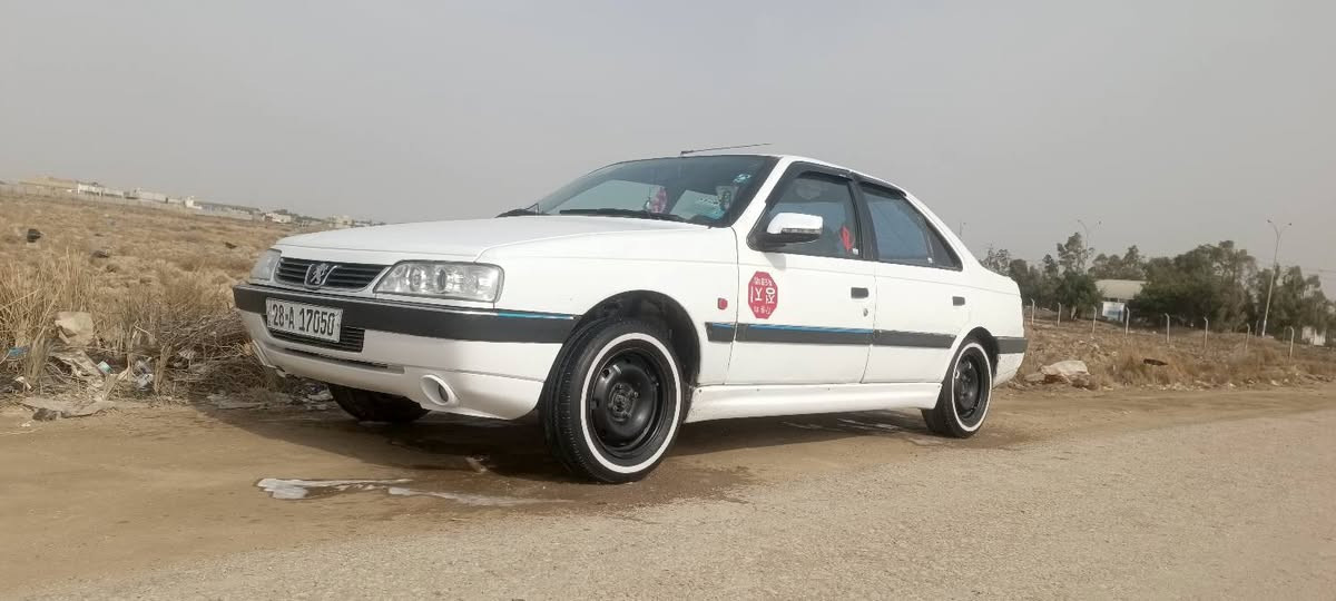 السلام عليكم سياره للبيع بيجو 405 أكد موديل 2013 سياره جاهزه كير مكينه شرط تبريد ثلج 🥶 تخم تأير جديد دوشمه جديده   رقم انكليزي سنويه لل 29 مبدل بيه جاملغ وبنيد مكان السياره نجف السعر 40 الشراي بي خير ويدلل
رقم الهاتف ***********
