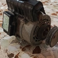 ماطور مبرده شغال لبيع مكاني بغداد مدينه الصدر هاذه رقمي للتواصل 077406...
