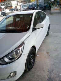 اكسنت. خليجي  مكينه   1600  موديل 13 مكينه كير تبريد خير من لله لسياره...