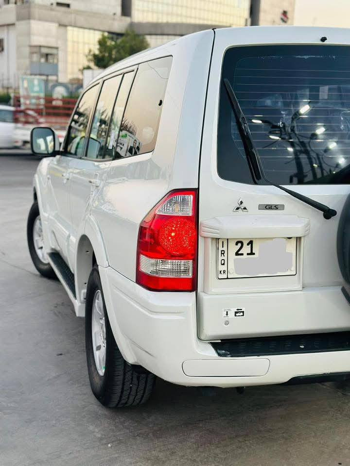 سلام عليكم باجيرو موديل 2006 سليمانيه الدولي الجديد سنويه ماساقطه وارد خليجي مكينه 6 سلندر ٧ راكب مكينه كير حداديه جديده تخم تأيز سياره جاهزه سياره ماشيه مية الف كيلو شرط وظع الشركه السياره تبريد ثلج مكاني بابل السعر 105 وبيها مجال ***********
