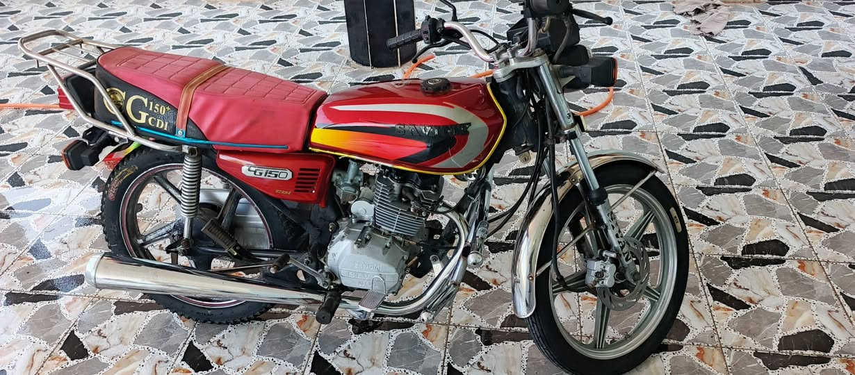 سلام عليكم دراجه للبيع موديل 21السعر 525او بي مجال اتصل ***********
