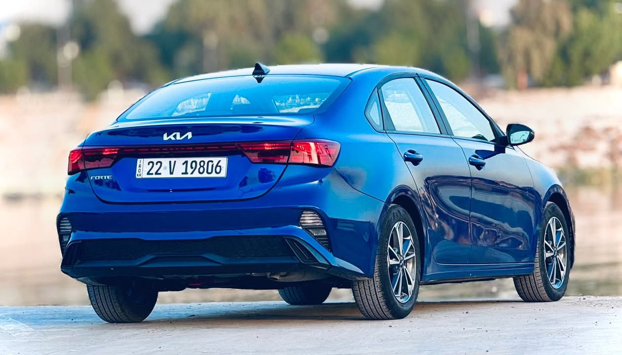 السلام عليكم
كيا فورتي 2024 رقم اربيل بأسم شركة وكالة او تحويل مضمون  صور التقرير مرفقة ماشية 7 الف  
مواصفات : مكينة 2000 دوش / شاشة كبيرة / كامرة دوارة / رادار تعديل مسار / اوتو بريك / اشاير مري / رادار جانبي / مود درايف / تحكم ستيرن / كروس سرعة / ويل كب / مانع انزلاق / بلوتوث / اواكس / USB 

‎للتواصل والاستفسار : *********** 
‎العنوان : بغداد الكاظمية

‎🔗رابط جروب الفيسبوك :
‎‏https://www.facebook.com/share/g/19kKMfZvdM/?mibextid=wwXIfr

‎🔗رابط جروب الواتساب:
‎‏https://chat.whatsapp.com/F2LyAqsEBnj9acmXHlngAA
