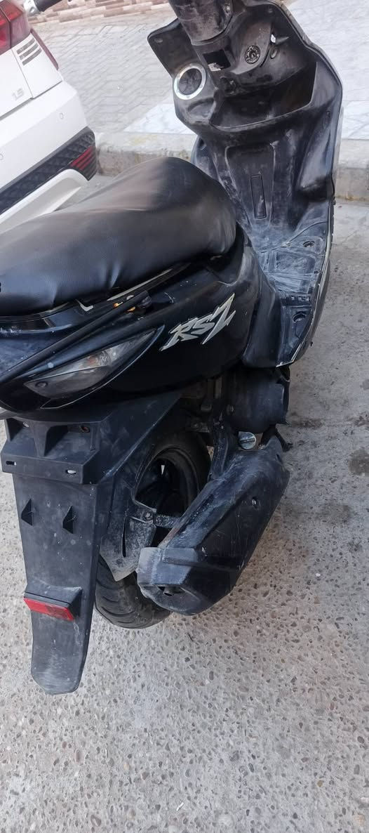 سلام عليكم شباب دراجه ماكس مضلع جديد ما متعوبه شرط الفحص وكهربائيته كله بلاد تايرات بلاد جدد سعر 800 مكان بصرة حيانيه ***********
