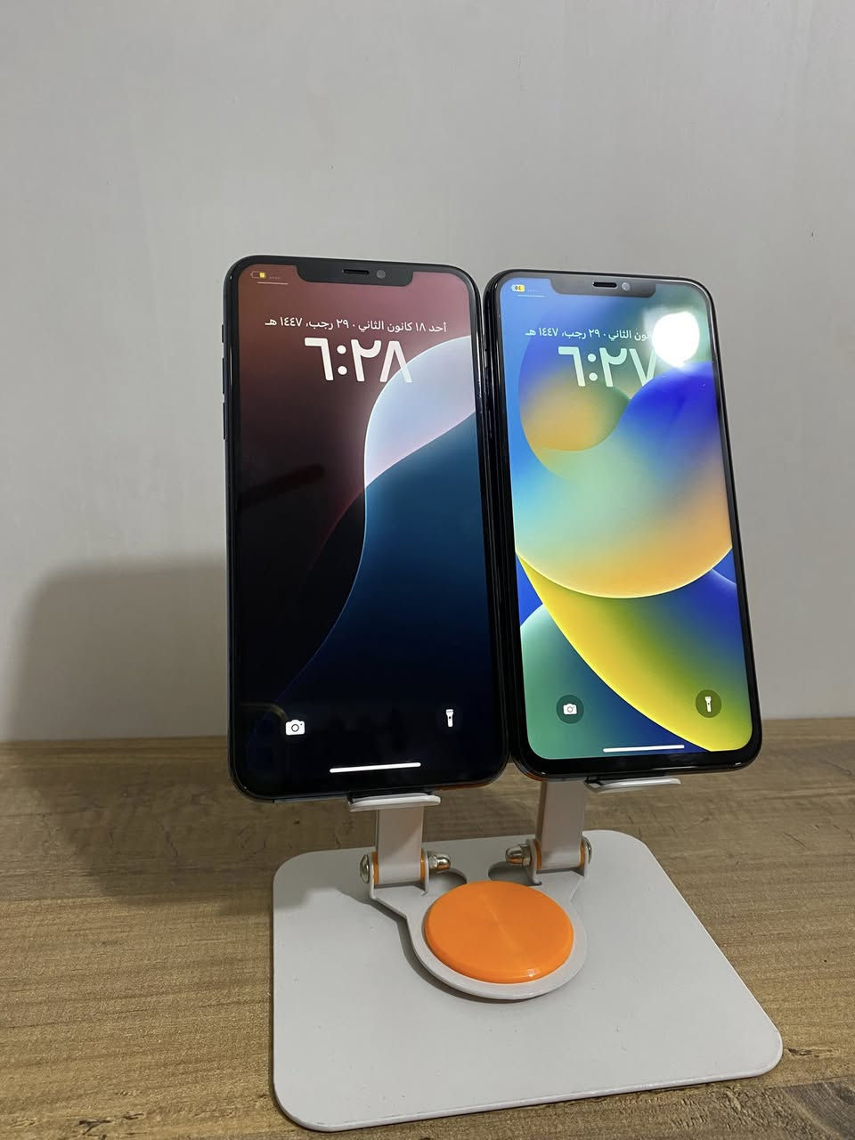 أيفون 11 برو ماكس 
ذاكره ٦٤ 
بطارية ٧٢ 
نموذج M
مبدل بس شاشة فيس ايدي شغال 
الي يرغب التحديثات القديمة هذا الجهاز ما محدث 
شاحنة وكيبل وحافظة 
السعر ٣١٠ وبي مجال 

…………………..

الثاني 11 برو ماكس
ذاكره ٢٥٦ 
نموذج M 
بطارية 74 
سعره ٣٤٠ وبي مجال 
كامل ملحقات كارتونة وكيبل وحافظة 
مبدل بس شاشة فقط البصمة ينراد تتحدث 
والجهاز كذلك محافظين على تحديثة 

ملاحظة وياريت الي يراسل يعبر هاي النقطة بالنسبة للشاشات ثنيهن شاشات كلش راقيات الوان ولمس مرتبات 

مكاني بغداد حي اور توصيل ماعندي 

متواجد واتساب وخاص ***********
