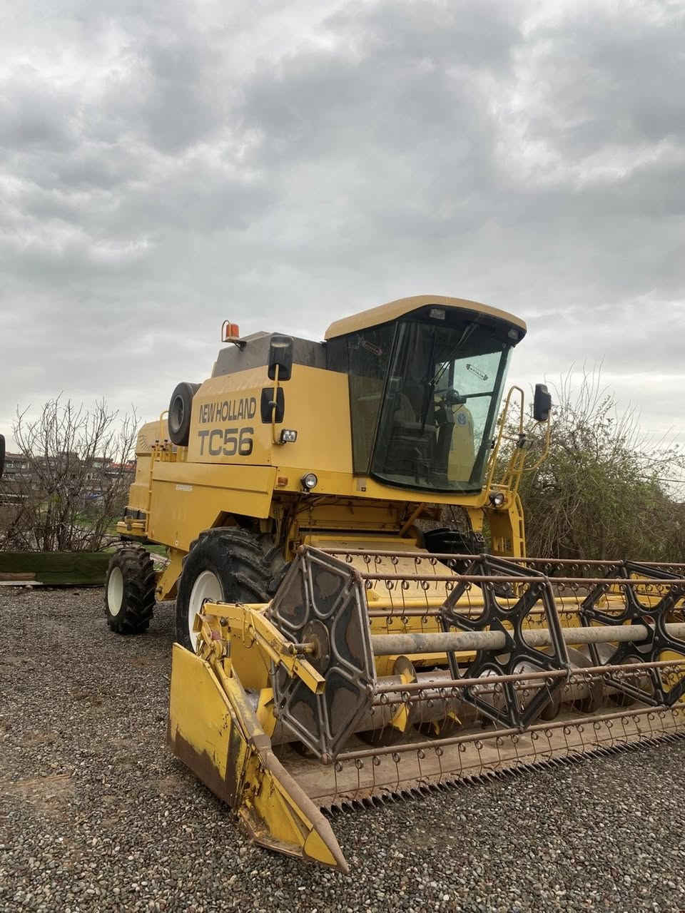 بۆ فرۆشتن 
دراسە 56 
مۆديل 2002
هيدرو 
5 بلم دبل درام 
تبلە 15 
***********
