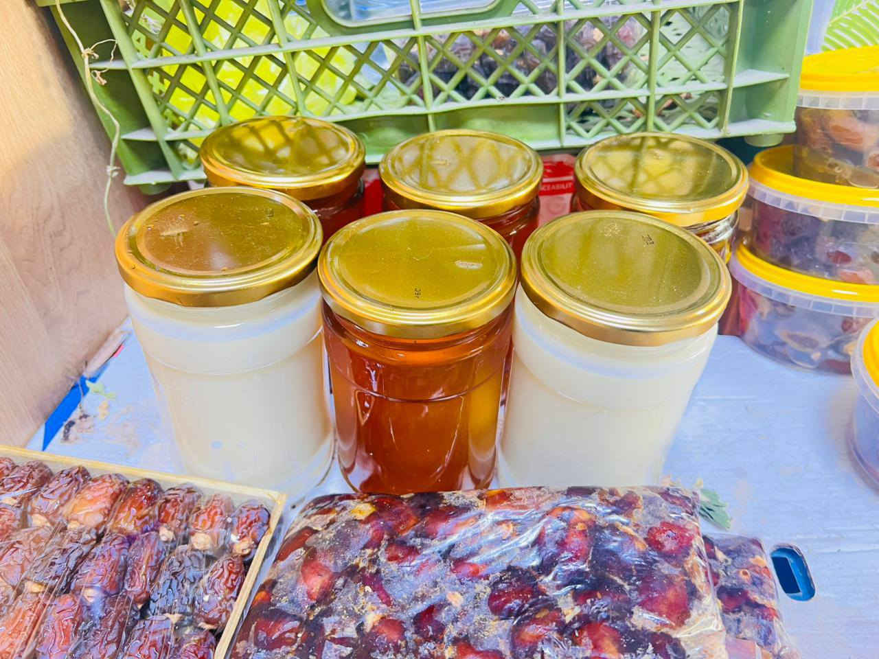 اسعاريوم. اليوم الاحد
متوفر عسل أصلي 

 اوتساب 
***********
عروض اليوم 
شوندر +شلغم +لهانه 500
بصل كرستال + بتيته عراقيه. عاديه+بصل اخضر ب  500
فروله 🍓750
موز 🍌1000
باكله عراقيه تازه ب1500
بطاطا عراقيه حمره حلوه ب750
بصل  صاجي  750 3بالفين
لهانه حمره بيضه ب 500
خس طوبه كيلو ب750 3بالفين
  طماطه درجه اولى 🍅ب750
بصل كرستال   ب  500
بصل صاجي  🧅 ب. 750 3بالفين
بصل اخضر ب 500 
اسود درجه اولى ب1250
خيار عراقي تازه🥒 ب.    1000
شجر عراقي.  ب 1000
قرنابيط ب 1000
بروكلي. ب 1000
لهانه درجه اولى ب750
بطاطه عراقي درجه ثانيه. ب 500 3ب 1500
بطاطا عراقيه درجه اولئ مال جزيره 750
3ب 2000
شوندر ب500 3بالفين 1500
شلغم ب 500 3 ب 1500
جزر تركي  كيس ب1500
جزر 🥕 عراقي كيلو 1000
فلفل 🫑 بارد درجه أولى ب 1250
فلفل حار 🌶️ عراقي. كيلو 2000
فلفل مزحلق ب1500
ثوم شريط 1000
ثوم 🧄 فل وزن كيلو ب 4000
الفواكه

نارنج عراقي درجه اولى ب1500
عرموط كيلو ب2500
فروله علبه ب750
ركي مصري حلو ب750الكيلو
اناناس تازه ب3000 القطعه
منكه درجه اولى ب3000
تمر خستاوي ب 1000
موز  درجة والئ 🍌ب1000
رمان سوري احمردرجه اولى ب2000
فطر علبه ب 2000
كيوي لكيلو 🥝ب 1250
تمر جيس ب 1000 
لالنكي باكستاني ب1500 
لالنكي تركي عسلي ب1250
لالنكي مصري درجه اولى ب1250
برتقال زعرور الكيلو ب2000
 تمر صطل ب2000
تمر ابريم درجه اولى علبه 4الف
سندي عراقي 
سفرجل تازه ب2500
عرموط الكيلو ب2500
تفاح احمر  درجه أولى 🍎ب 1250
تفاح اصفر. درجه أولى🍏ب 1500
برتقال ايراني درجه اولى ب1250
برتقال مصري درجه أولى🍊 1500
ليمون إفريقي 🍋ب 2000
ذره جاهز 🌽ب1000
كستناء كيلو ب4000
تمر ابريم درجه اولى علبه ب2500
زنجبيل 🫚 5000
توله خباز ب1000
سلك. لباكه ب 1000
سبيناغ لباكه ب 1000
خضره 10 ب الف 
فجل حلقومي احمر باكه 500
شبنت باكه ب 500
طرشي احمر ب2500
طرشي ابيض درجه اولئ ب2500
خل ابيض دبل ب 1000
خل اسود دبل ب 1000
علوة الطائي للخضار والفواكه الطازجة
