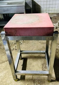 للبيع وبسعر مناسب مفرد او كلهن  تواصل 07815720783