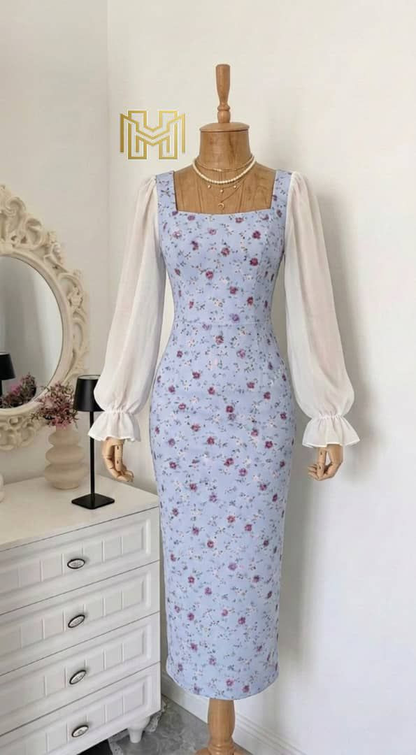 *تألقي بأنوثة طاغية مع فستان "الربيع الساحر" 🌸✨*
*هل تبحثين عن إطلالة تجمع بين الرقي والنعومة؟ فستاننا الجديد مصمم خصيصاً ليبرز جمالك بلمسة عصرية كلاسيكية.*

*تصميم مذهل: قصة "ميدي" تحدد الخصر وتمنحك قواماً متناسقاً ⏳.*
*أكمام خيالية: أكمام من الشيفون الأبيض المنفوخ لإضافة لمسة ملكية 👸.*
*نقوش ناعمة: ورود رقيقة على خلفية سماوية هادئة تليق بكل المناسبات ☁️🌷.*

كوني النجمة في مناسبتك القادمة! 🌟

📏*المقاسات:*
*•M*
*•L*
*•XL*
*🎨الألوان:*

*•وردي زهري هادئ*
*• سماوي فاتح*
*•رمادي فاتح*
*•أزرق ثلجي فاتح*

💰*•السعر:*
*•سعر الشمال:4000*
*•سعر السعودي 29*

*كوني النجمة في مناسبتك القادمة! 🌟*

للحجز/772214645
رابط مجتمعنا واتس 
https://chat.whatsapp.com/BiwH683Ra7O5f1dO5w75uN
رابط قناة واتس 
https://whatsapp.com/channel/0029Vb7c14l0LKZ9sPEY9m0G


**إذا كنت صاحب هذا الإعلان وتريد حذفه لأي سبب، رجاءا أرسل رسالة إلى الدعم الفني**