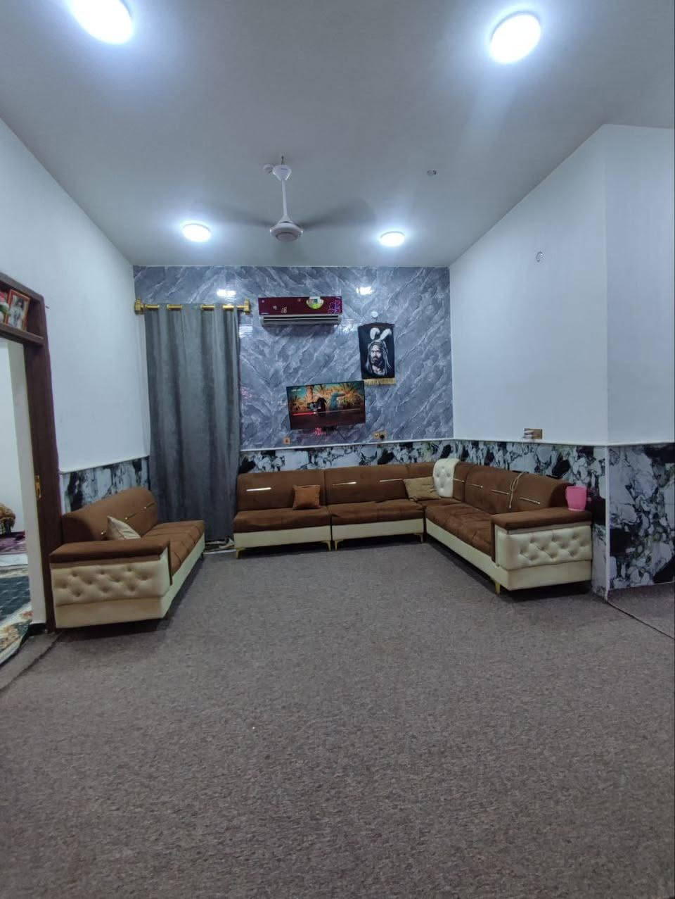 بيت زراعي 200 متر في الإسكان الصناعي بالنزله الرابعه
5 بيت عن الحولي بناء حديث طابوك كونكريت صب
البناء / طارمه استقبال كبيره وصاله وغرفتين نوم ومطبخ وصحيات داخليه وخارجيه
السعر والتفاصيل واتساب فقط متواجد أو اتصال ***********
