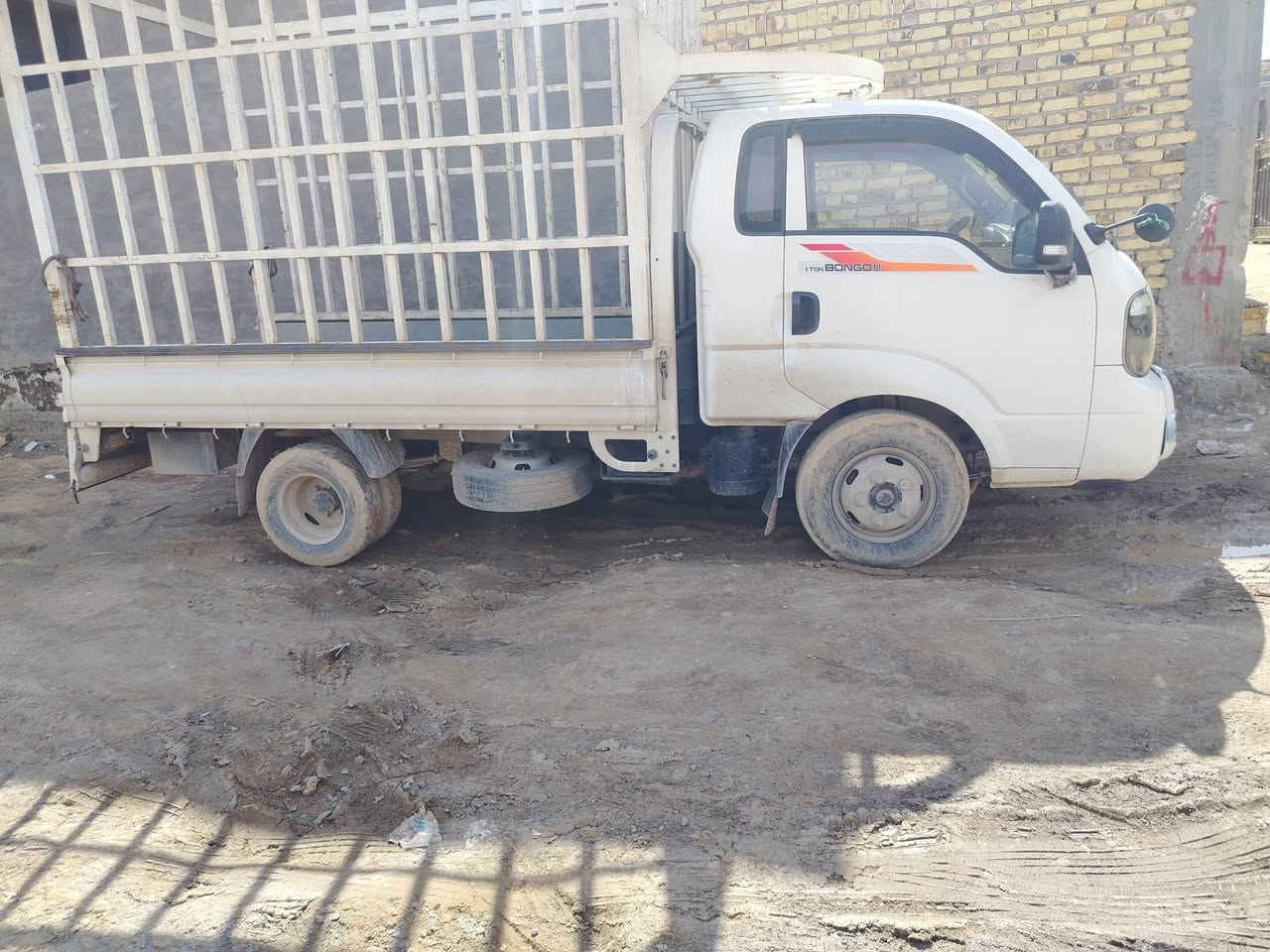 السلام عليكم كيف حال 2018 للبيع كفاله عامه ساخليكم رقم الحجي ويفهمكم تفاصيلها***********
