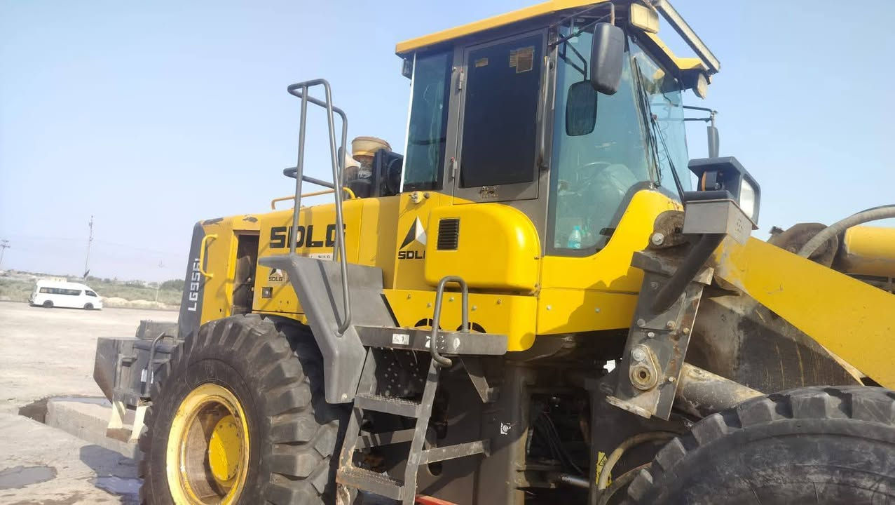 سلام عليكم شفل صيني شركت درب البحار بلادي موديل 14رقم وسنويه جدد بسمنه صدار جديد مكفول شاصي ومن صبغ تخم تاير كهرباء يأت جاهزه  سعر 250الاستفسار ***********
