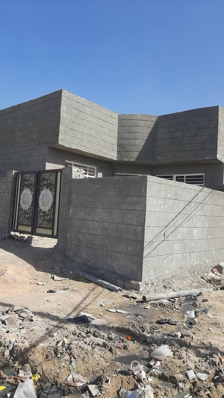 مشتملات عدد 2 بيهن نواقص قليله المساحه واحد 100 وثاني 100 وياه فضله 50 متر ثنينهن ب80 قفل واذا يكملهن تسليم مفتاح 🔑 ب90 بيهن مجال قليل عنوان بالعبوديه خلف العلوه يعني هم قريب عليها شارع عريض كلش اتصال عالرقم ***********
