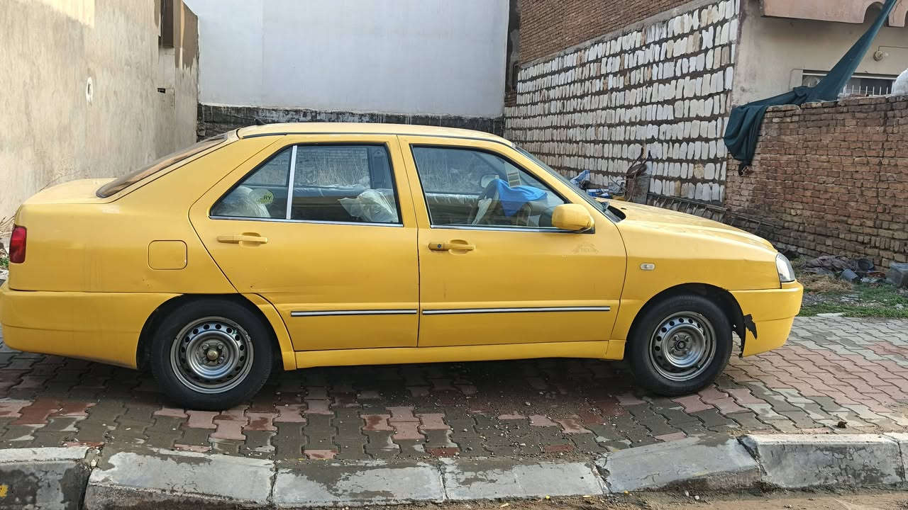 السلام عليكم للبيع موديل 2010 كير مكينه بلادي بشرط  ونظيف بشرط تحويل وكاله رقم بغداد سياره بها قطعتين صبغ فقط وهذا رقمي ***********📞 وعندي واتساب
