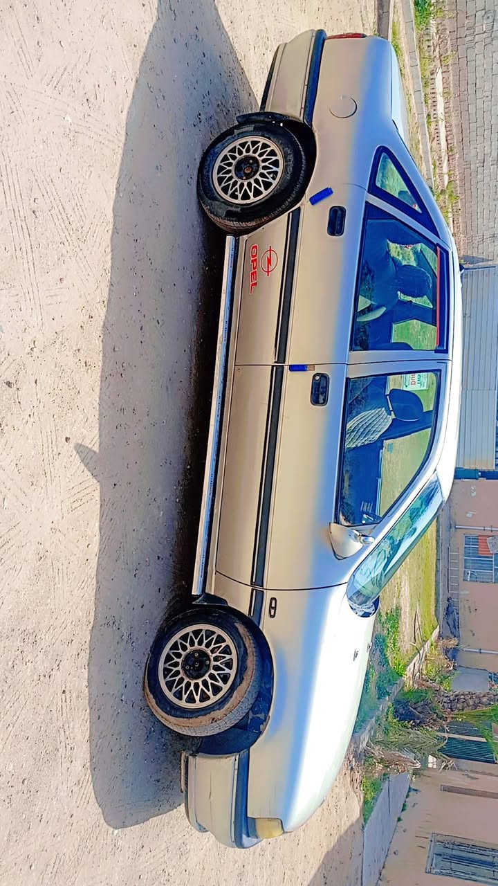 سلام وعليكم
اوبل فكترا 
للبيع محرك جديد 
صدر جديد 
السعر 33 بيهه مجال قليل 
تحويل ثاني يوم
مراوس كيا بستا 
مكان ابو غريب نصر والسلام
***********
***********
