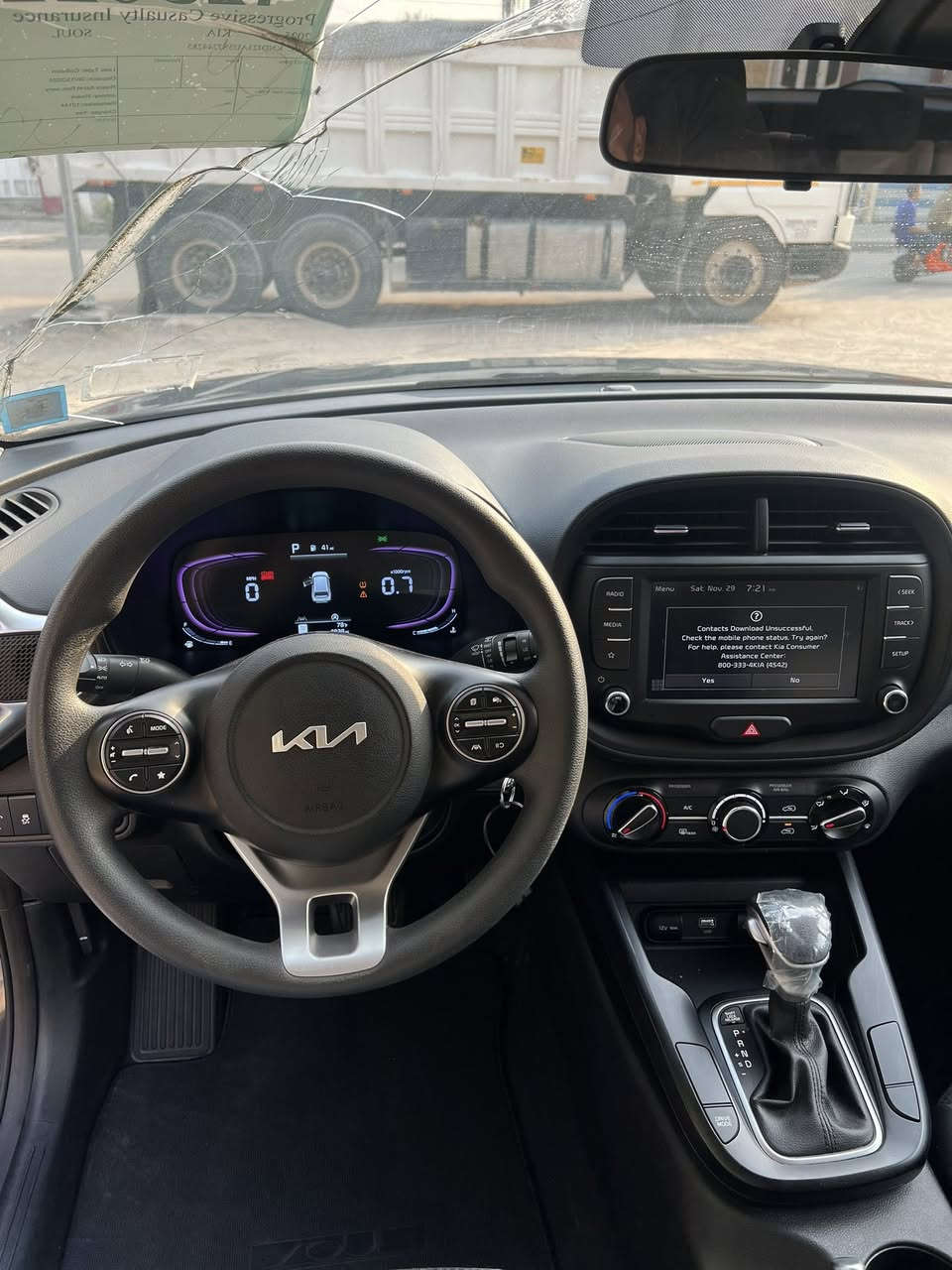 السلام عليكم للبيع او مراوس
كيا صول موديل 2025دخول جديد منفيس بسمي بيها رقم فحص مؤقت المواصفات S فول رادار امامي خلفي جانبي مكينه 2000دوش ويل كب شاشه چبيره تحديد مسار توقف ذاتي  3انضمه قياده  وبعد هوايه مواصفات ماشيه 4الف صور الحادث ورقم شاصي بل منشور حادث جانبي صبغ باب وجاملغ وجزء من البنيد السعر145$ورقه وبيها مجال  مكاني بغداد الشعب  اي ستفسار ***********
‬
