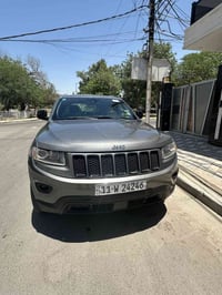 جيب لاريدو موديل 2011 كير محرك صدر ١٠٠/١٠٠   +كراسي كهرباء + تخم تاير ...