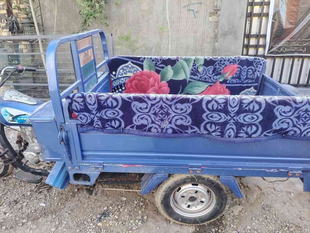 ستوتة 23 سنوية ورقم انكليزي
 ديوانية مركز ***********
