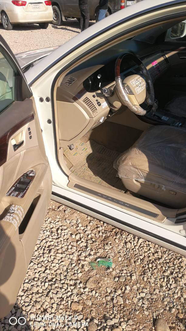 ئەڤەلۆن 2010 فول مواسفات LIMITD
ساق ، بۆیاخ  عامە  بۆ جوانی  بێ زەربەو لێدراوی
بەشەرتی مەکینەو گێر 
بەشەرتی  ئەوەی دەنگی دیجیتاڵیشی نەبێت
*********** كالار, السليمانية
