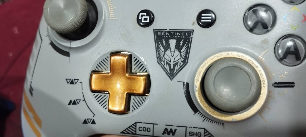 XBOX CONTROLLER 
اصليات


**إذا كنت صاحب هذا الإعلان وتريد حذفه لأي سبب، رجاءا أرسل رسالة إلى الدعم الفني**