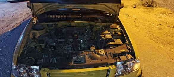 السلام عليكم 

سمند موديل 2017
ايراني
سيارة كلش نظيفة مفولة بس بيها البولبرن مال الچتف الخلفي گايم فقط والباقي مكفول

ماده المقعد:قماش
اللون:أصفر
اللوحة:بغداد، تاكسي
محرك:1.8
گير عادي

السياره ماشيه255كيلو متر

رقم صاحب السيارة: ***********
متواجد واتس اب
