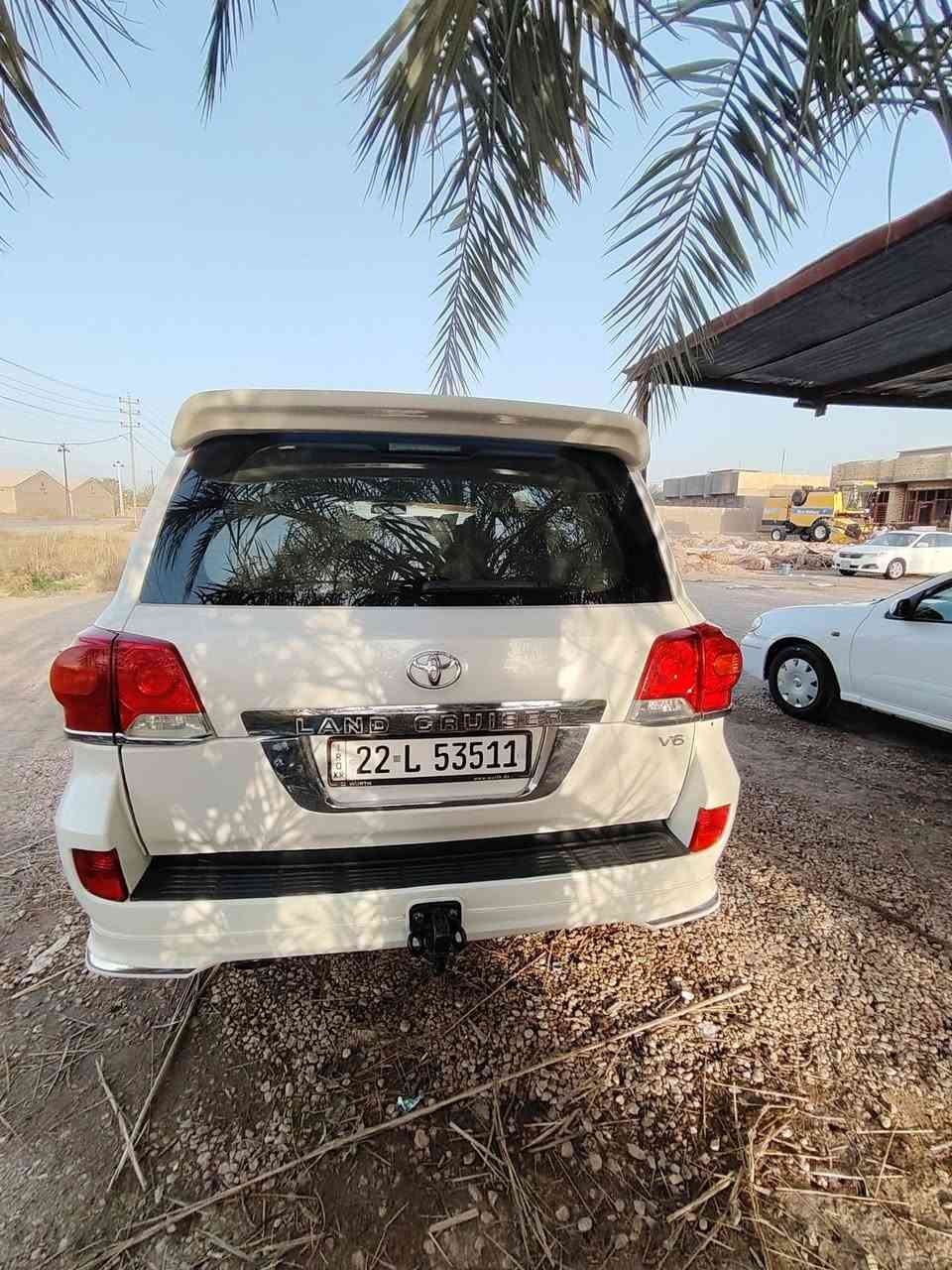 السلام عليكم
لاندكروز 2013 فول مواصفات
***********
